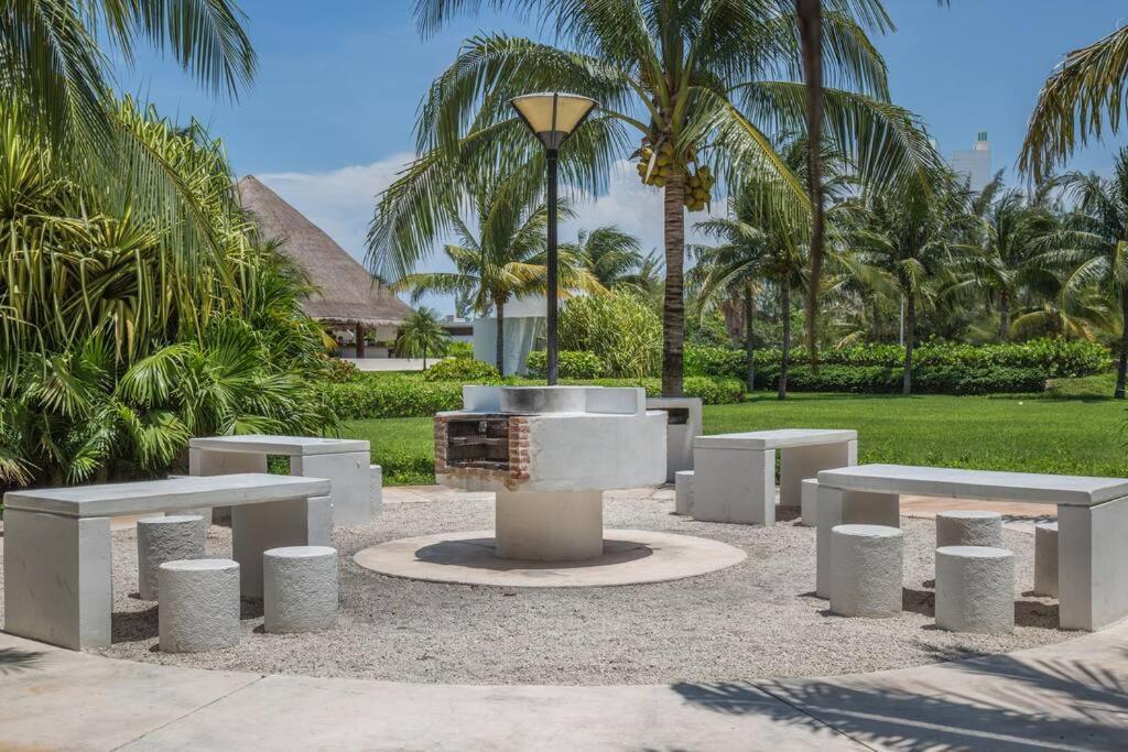 Reef Beachfront 3Bdr Apartment By Casa Paraiso Cancun Luaran gambar